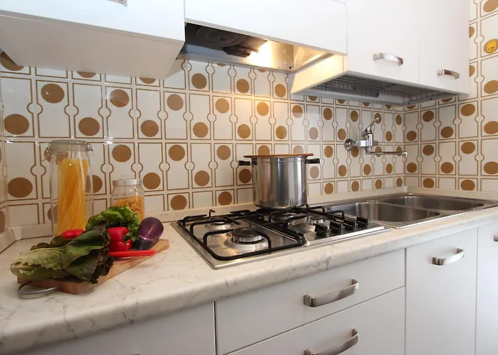 Mughetto فيلة بيبيوني